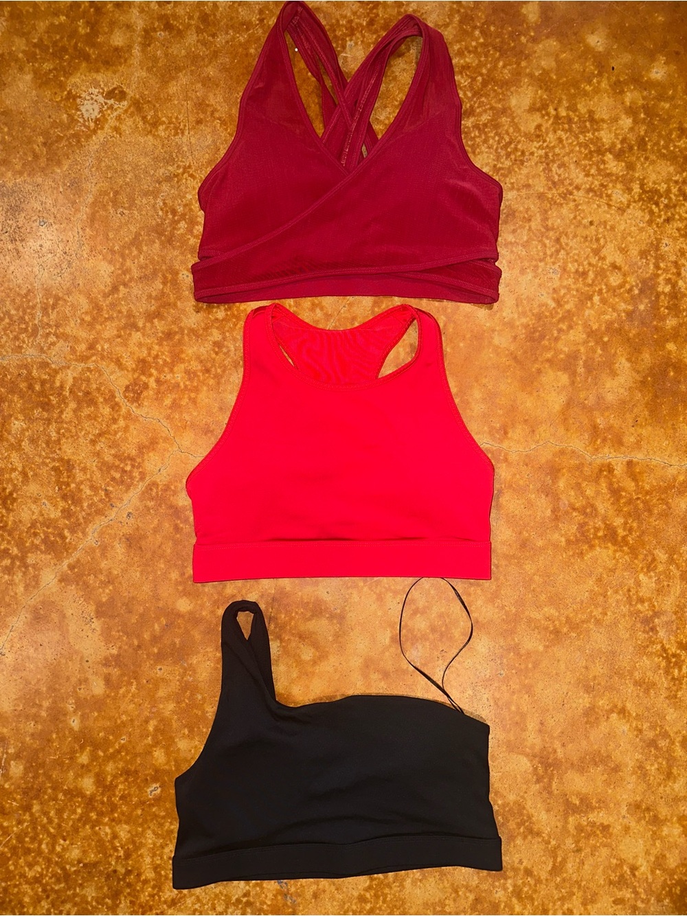 Fabletics Women's Sports Bra Set - Burgundy, Red, Black